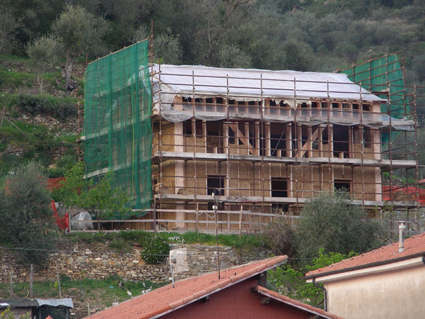 Sdfassade Strohballenhaus