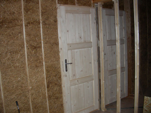 Fertig gestopfte Wand mit Tren